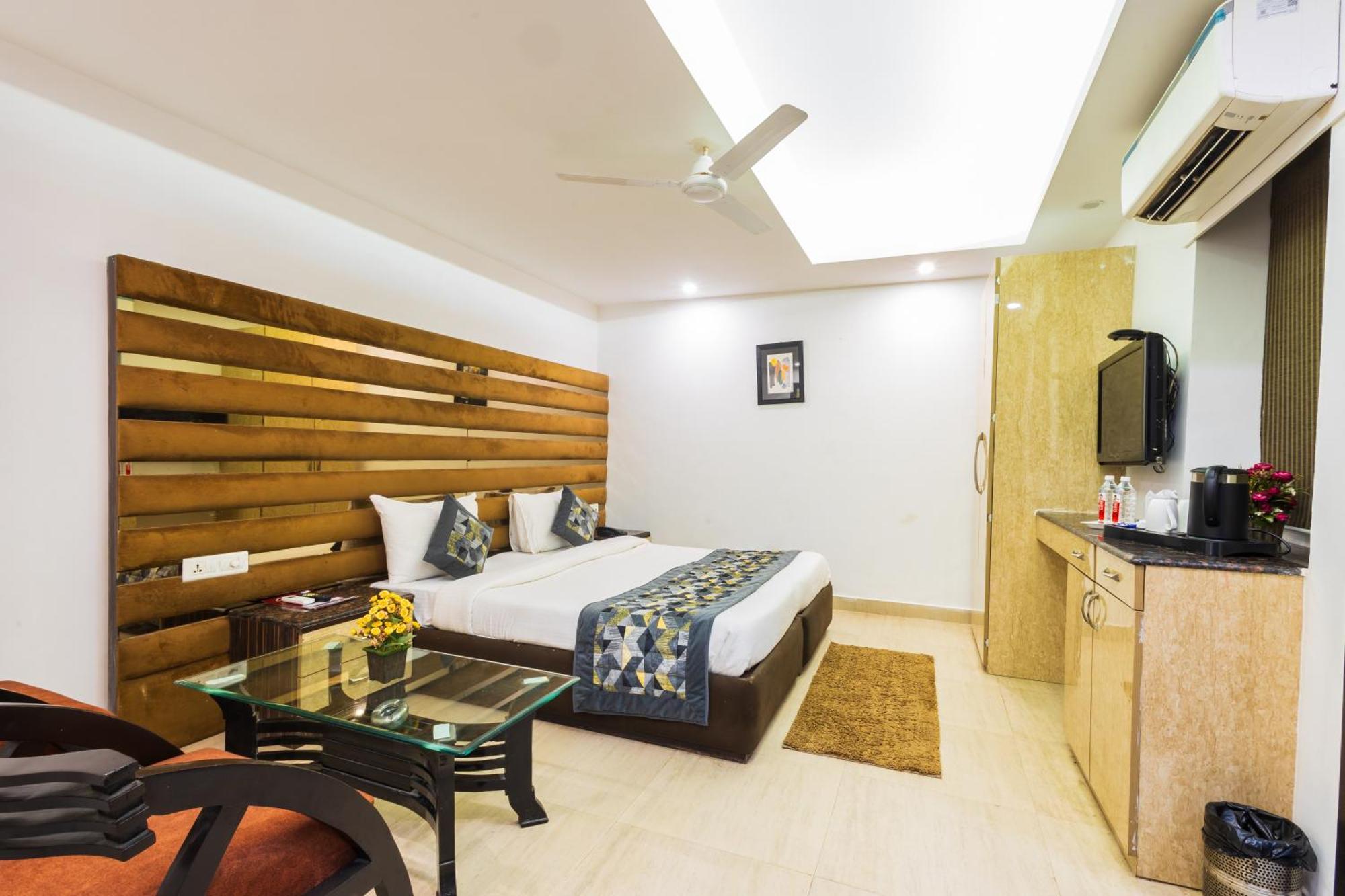 Hotel The Gold Inn - Karol Bagh Delhi מראה חיצוני תמונה
