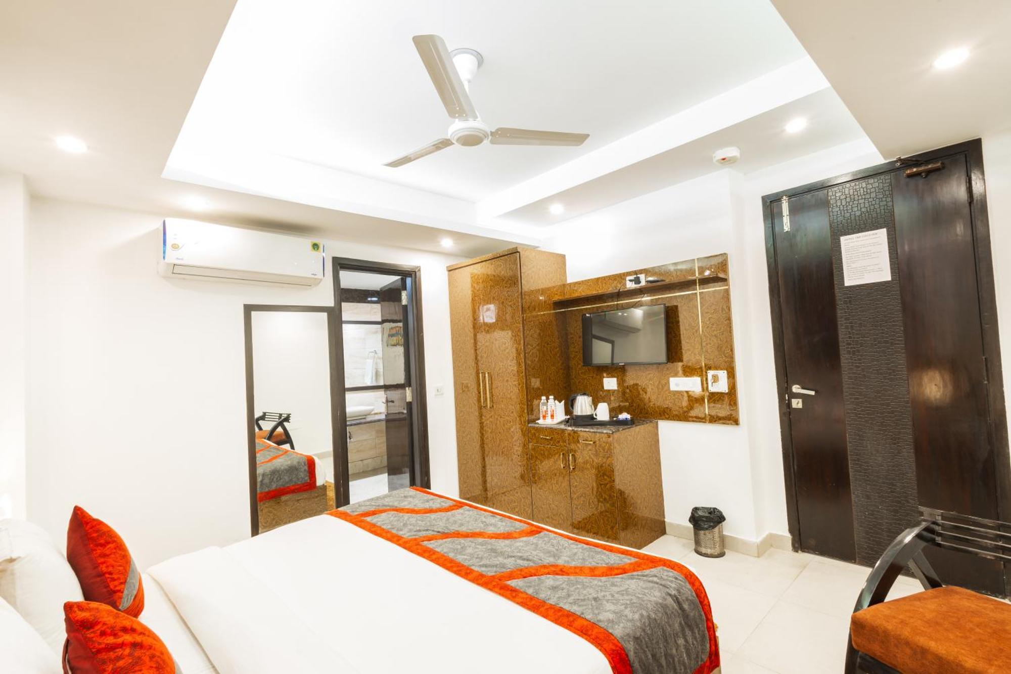 Hotel The Gold Inn - Karol Bagh Delhi מראה חיצוני תמונה