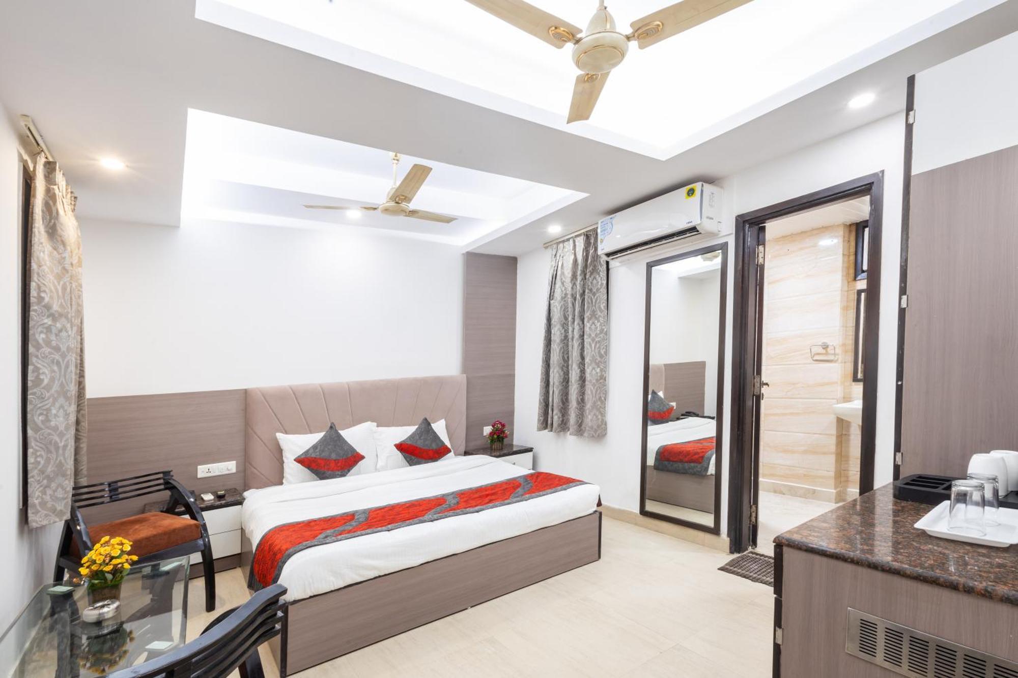 Hotel The Gold Inn - Karol Bagh Delhi מראה חיצוני תמונה