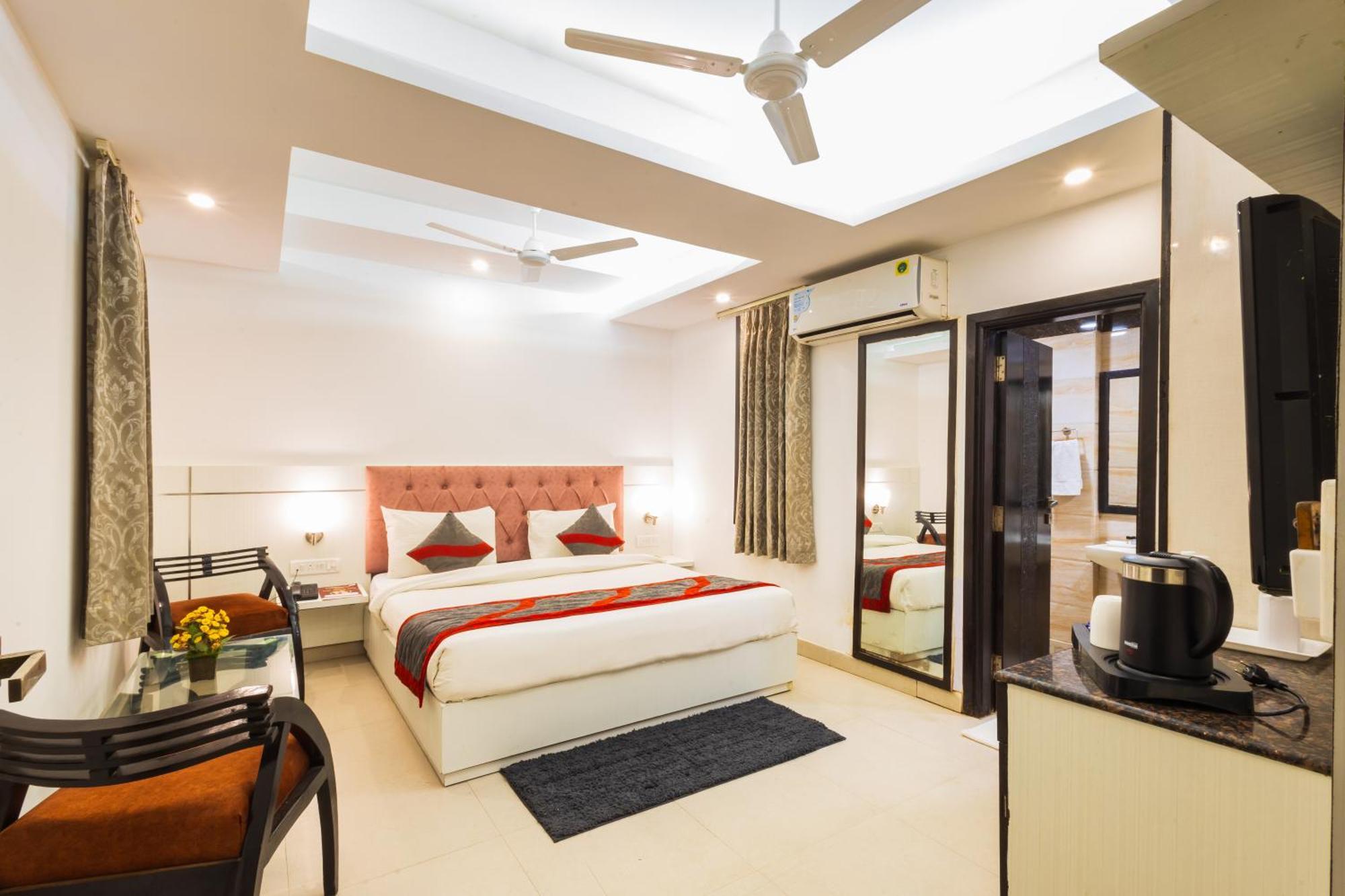 Hotel The Gold Inn - Karol Bagh Delhi מראה חיצוני תמונה