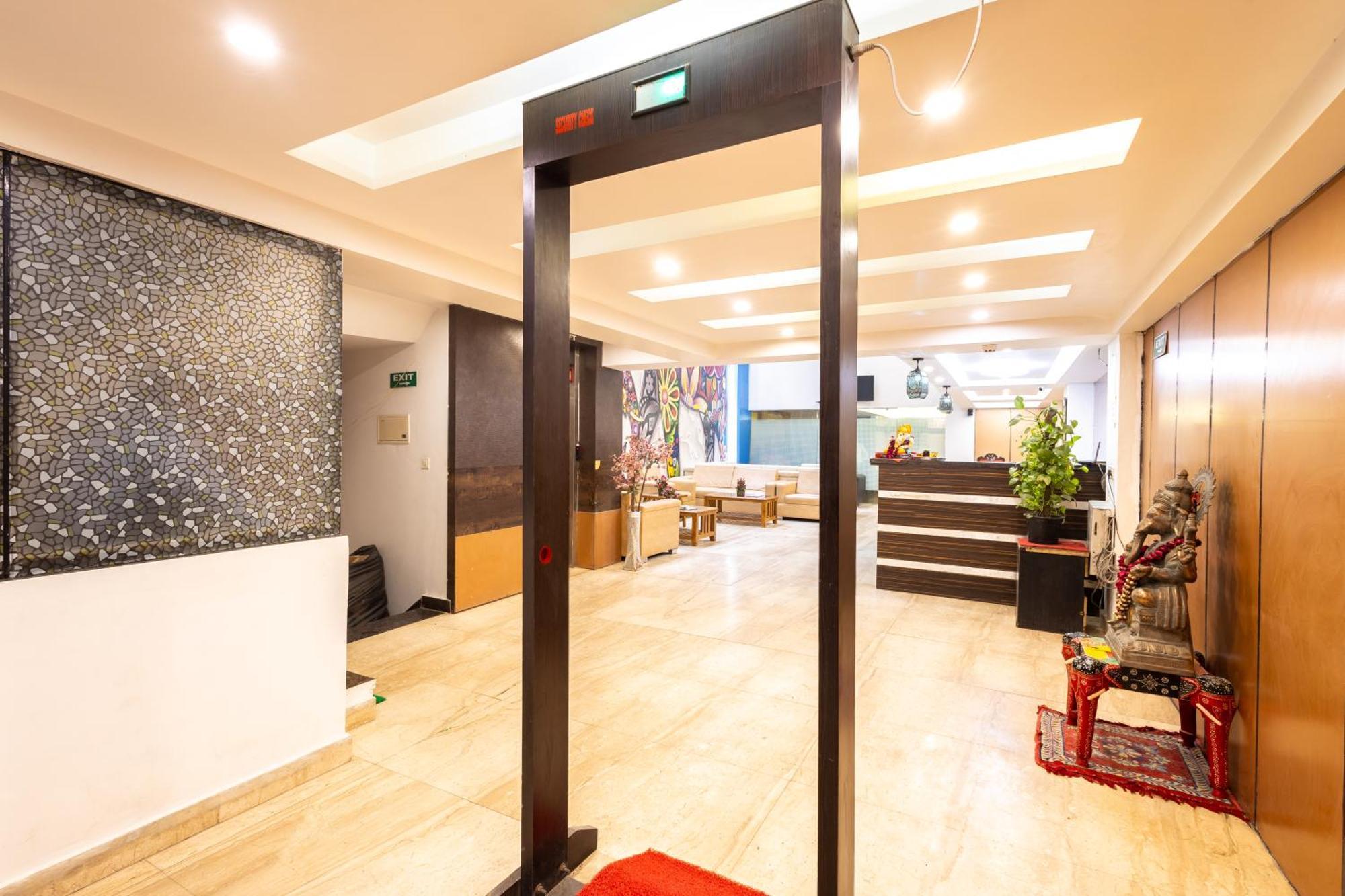 Hotel The Gold Inn - Karol Bagh Delhi מראה חיצוני תמונה