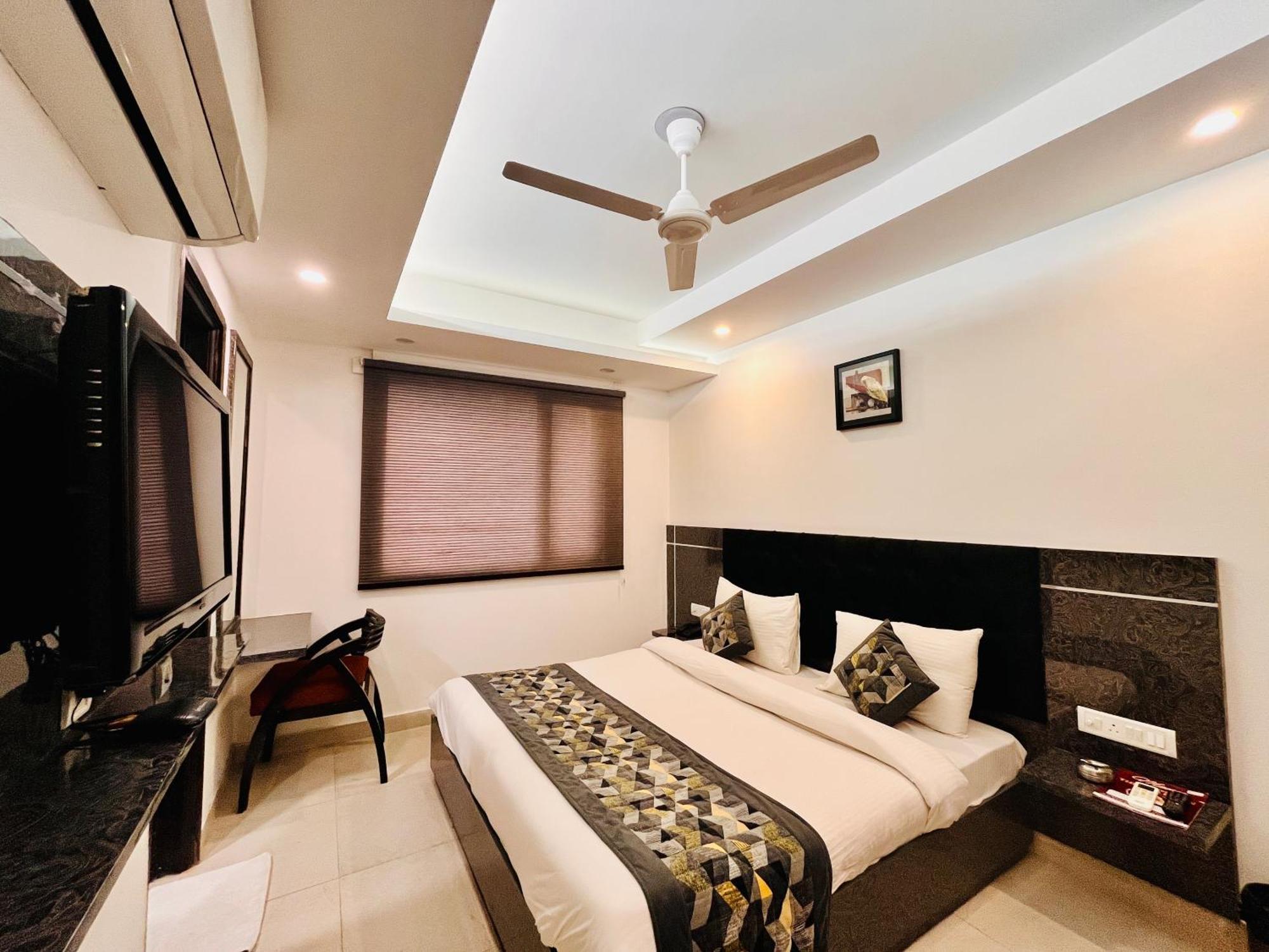 Hotel The Gold Inn - Karol Bagh Delhi מראה חיצוני תמונה