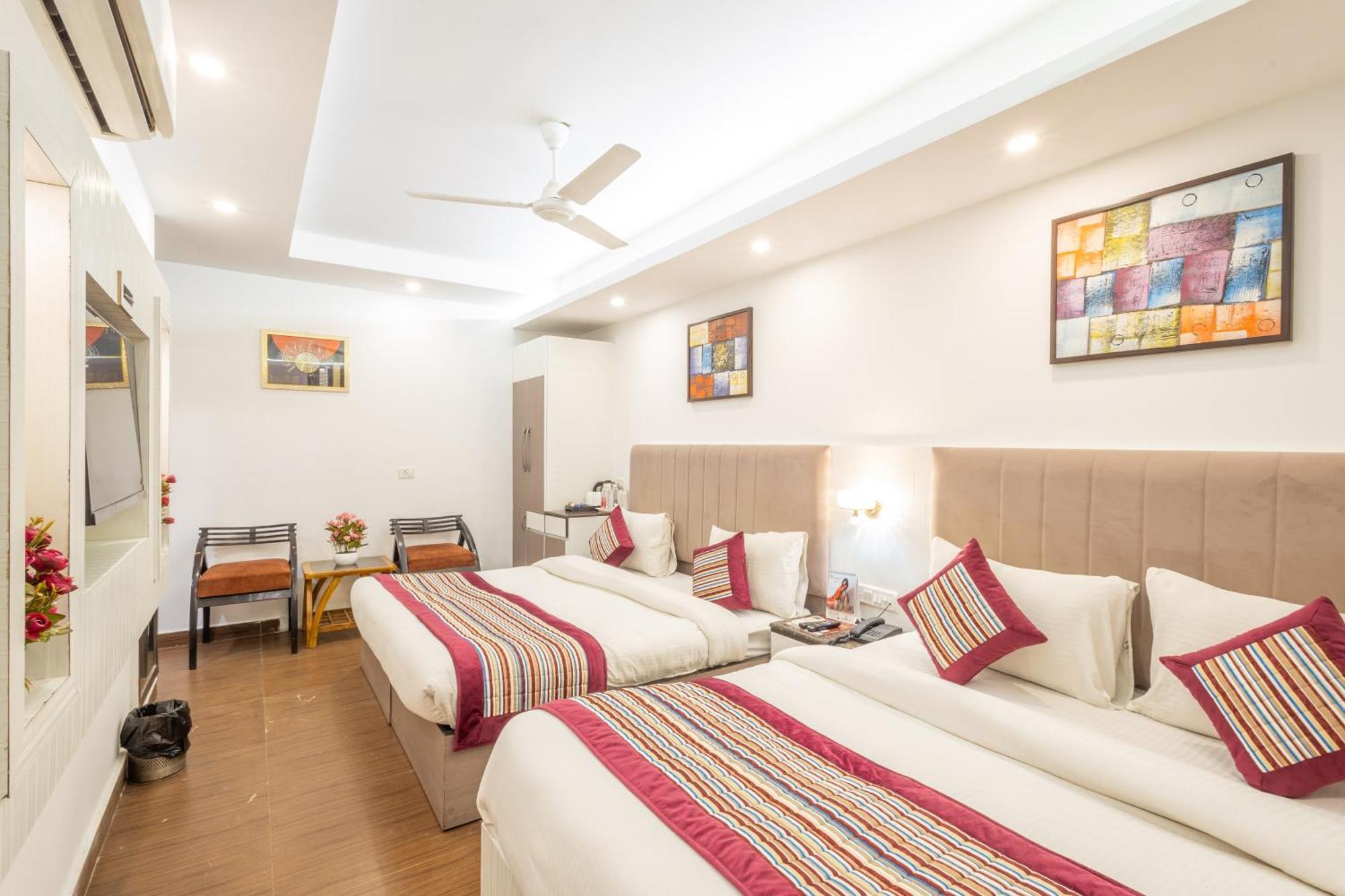 Hotel The Gold Inn - Karol Bagh Delhi מראה חיצוני תמונה