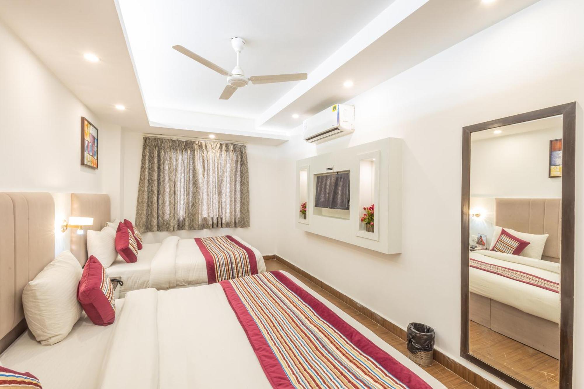 Hotel The Gold Inn - Karol Bagh Delhi מראה חיצוני תמונה